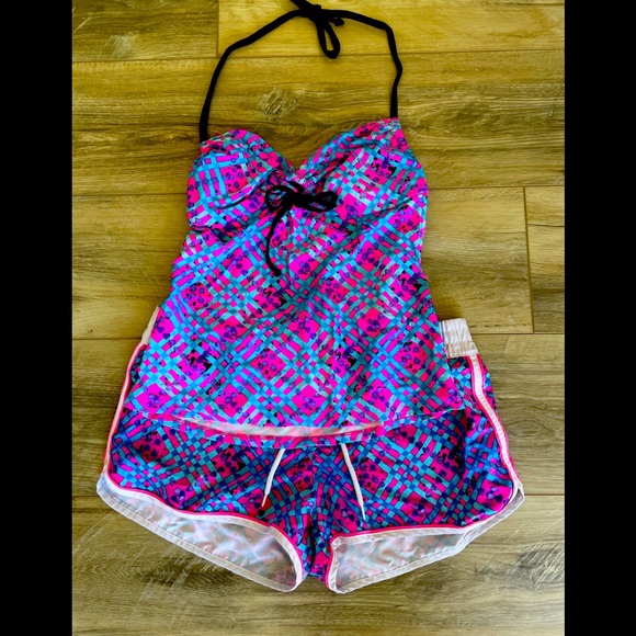 Tankini with shorts NWOT - Picture 1 of 2